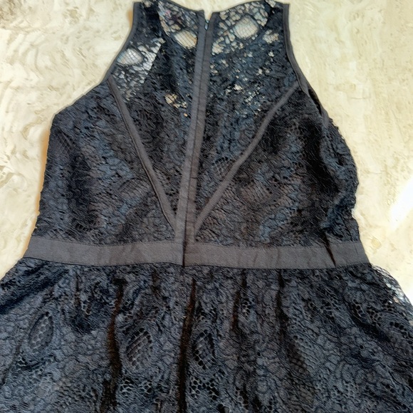 NWT Devlin lace dress - Picture 8 of 9